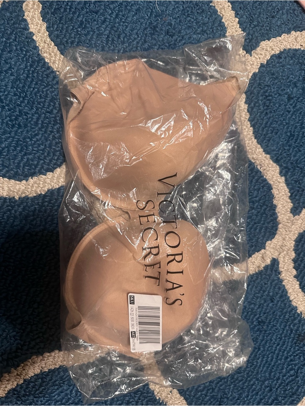 Victoria Secret Bra - Nude